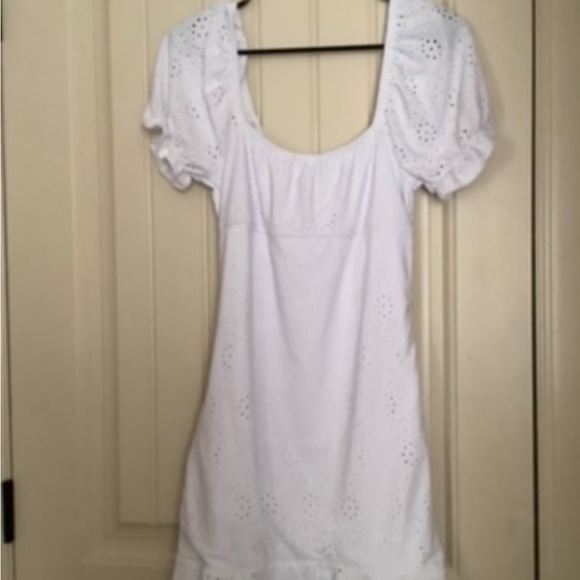White picnic dress - Picture 2 of 2